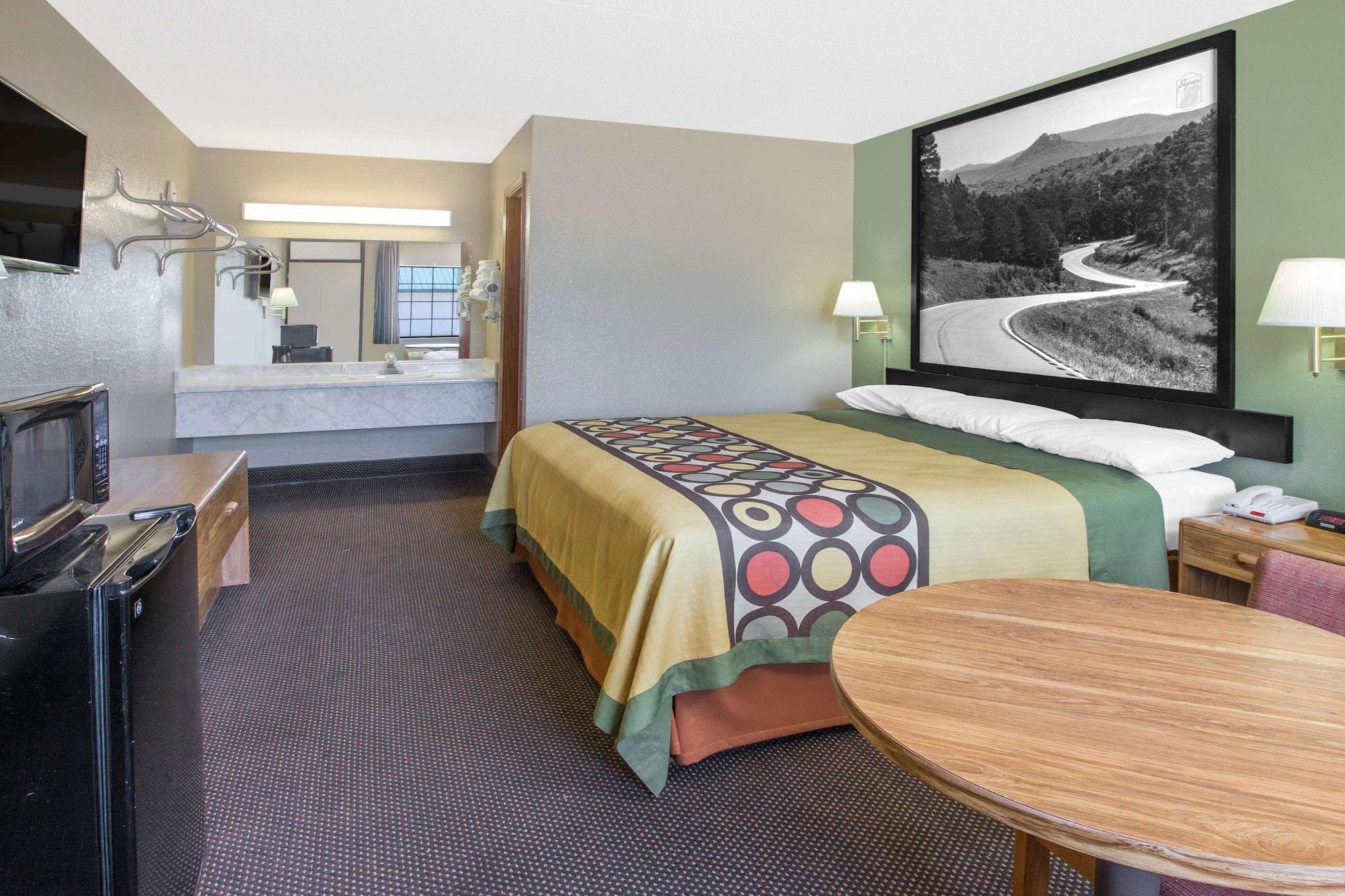 ซูเปอร์ 8 บาย วินด์แฮม คลาร์กสวิลล์ อาร์คันซอ Motel Clarksville ภายนอก รูปภาพ