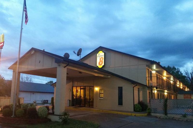 ซูเปอร์ 8 บาย วินด์แฮม คลาร์กสวิลล์ อาร์คันซอ Motel Clarksville ภายนอก รูปภาพ