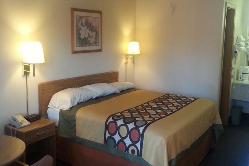 ซูเปอร์ 8 บาย วินด์แฮม คลาร์กสวิลล์ อาร์คันซอ Motel Clarksville ภายนอก รูปภาพ