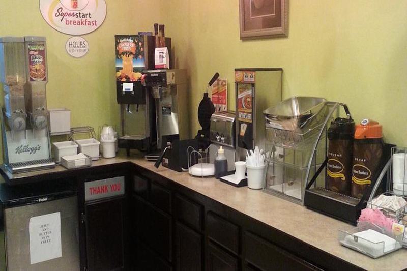 ซูเปอร์ 8 บาย วินด์แฮม คลาร์กสวิลล์ อาร์คันซอ Motel Clarksville ภายนอก รูปภาพ